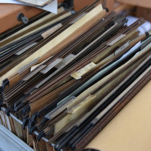 Dlaczego warto skorzystać z usług profesjonalnego tłumacza przysięgłego angielskiego?